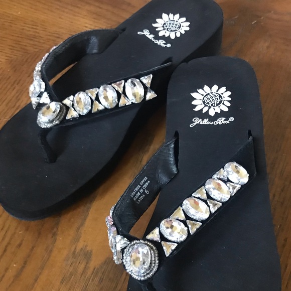 Yellow Box Flip Flops - Picture 2 of 8